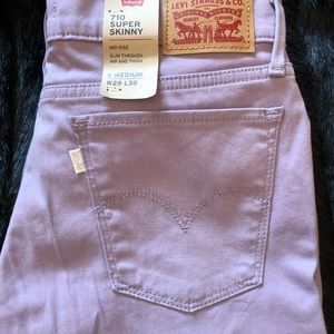 NWT. Levi’s 710 Super Skinny Lavender Jeans. 29
